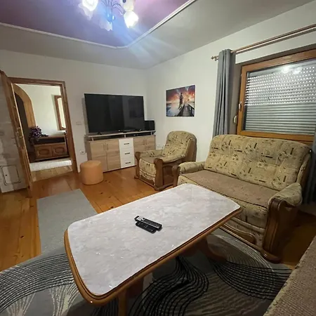 Appartement House Sempas